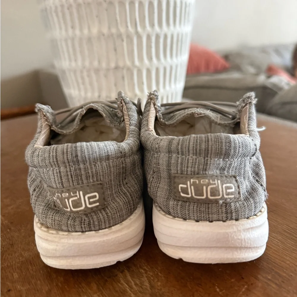 Size 11 little kids HeyDudes